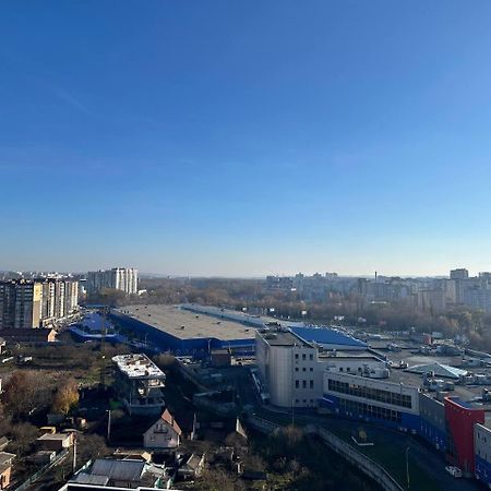 Апартаменти Мон Блан Khmel'nyts'kyy Luaran gambar